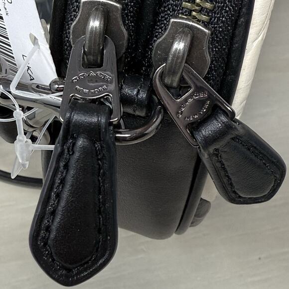 Coach Black Canyon Quilt Exotic Embossed Leather Clutch Crossbody Purse 66140 - Picture 10 of 14